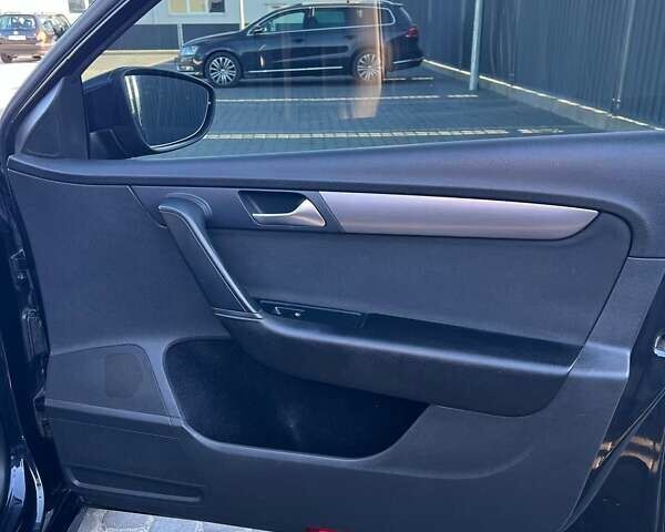 Чорний Фольксваген Пассат, об'ємом двигуна 1.97 л та пробігом 330 тис. км за 10500 $, фото 24 на Automoto.ua