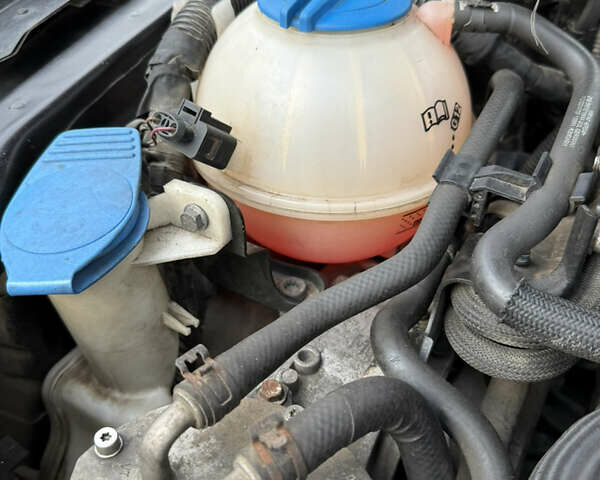 Чорний Фольксваген Пассат, об'ємом двигуна 1.97 л та пробігом 312 тис. км за 9999 $, фото 116 на Automoto.ua