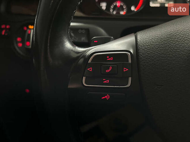 Черный Фольксваген Пассат, объемом двигателя 1.97 л и пробегом 301 тыс. км за 12400 $, фото 11 на Automoto.ua