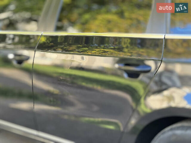 Черный Фольксваген Пассат, объемом двигателя 1.97 л и пробегом 283 тыс. км за 11500 $, фото 16 на Automoto.ua