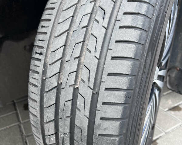 Черный Фольксваген Пассат, объемом двигателя 1.39 л и пробегом 300 тыс. км за 6950 $, фото 10 на Automoto.ua