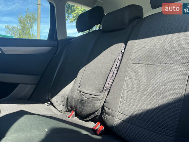 Черный Фольксваген Пассат, объемом двигателя 1.97 л и пробегом 130 тыс. км за 10000 $, фото 19 на Automoto.ua