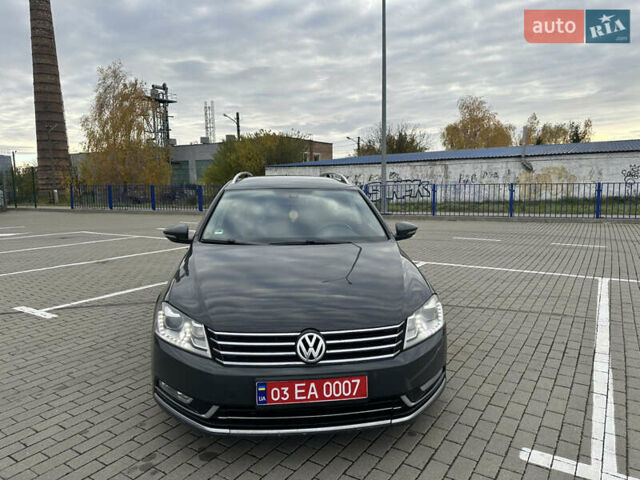 Черный Фольксваген Пассат, объемом двигателя 2 л и пробегом 247 тыс. км за 7800 $, фото 1 на Automoto.ua