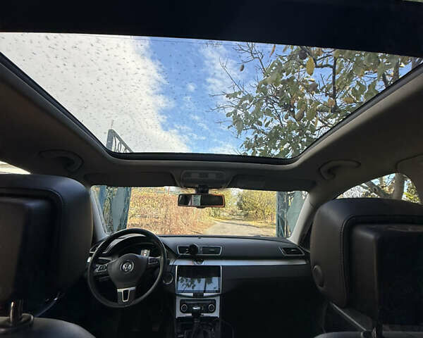 Черный Фольксваген Пассат, объемом двигателя 2 л и пробегом 260 тыс. км за 11500 $, фото 9 на Automoto.ua