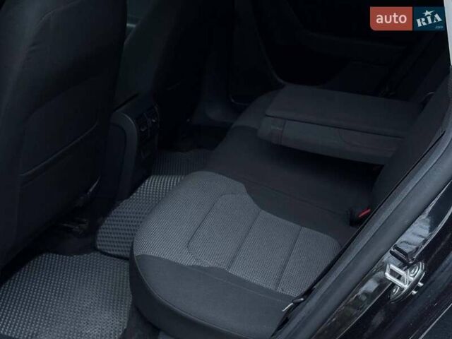 Черный Фольксваген Пассат, объемом двигателя 1.6 л и пробегом 278 тыс. км за 8400 $, фото 26 на Automoto.ua