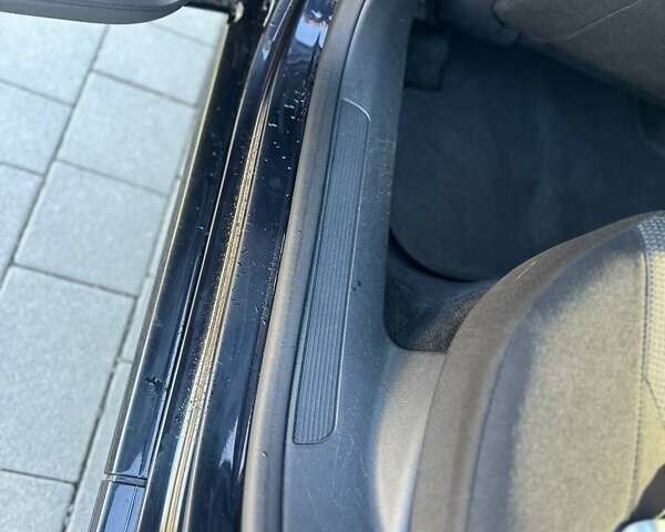Чорний Фольксваген Пассат, об'ємом двигуна 2 л та пробігом 279 тис. км за 9700 $, фото 40 на Automoto.ua