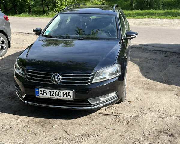 Черный Фольксваген Пассат, объемом двигателя 1.97 л и пробегом 280 тыс. км за 12200 $, фото 1 на Automoto.ua