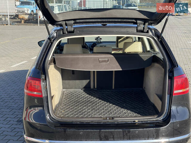 Черный Фольксваген Пассат, объемом двигателя 1.98 л и пробегом 303 тыс. км за 9300 $, фото 17 на Automoto.ua