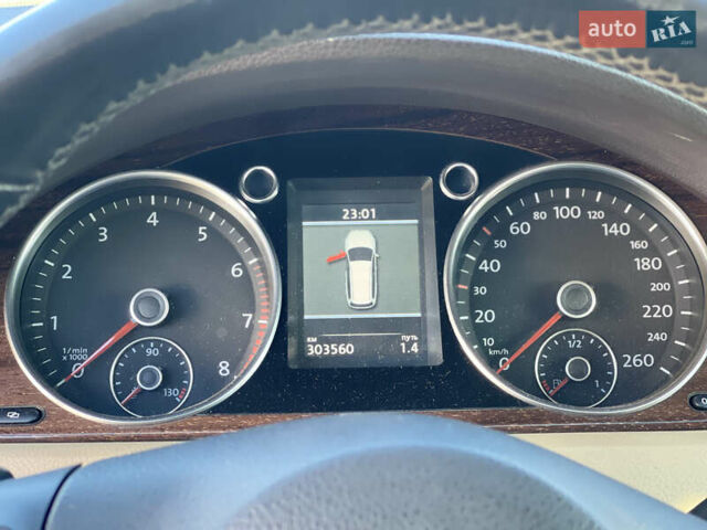 Черный Фольксваген Пассат, объемом двигателя 1.98 л и пробегом 303 тыс. км за 9300 $, фото 22 на Automoto.ua