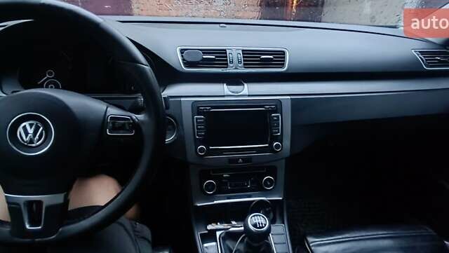 Чорний Фольксваген Пассат, об'ємом двигуна 1.39 л та пробігом 322 тис. км за 7000 $, фото 17 на Automoto.ua