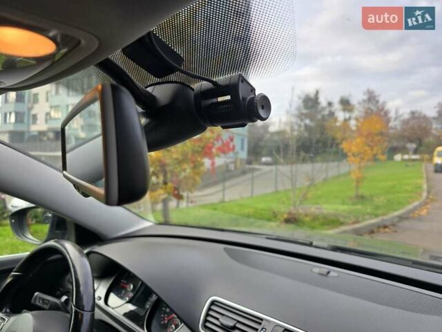 Черный Фольксваген Пассат, объемом двигателя 2 л и пробегом 240 тыс. км за 9999 $, фото 18 на Automoto.ua