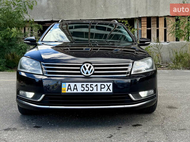 Черный Фольксваген Пассат, объемом двигателя 1.6 л и пробегом 261 тыс. км за 10000 $, фото 3 на Automoto.ua