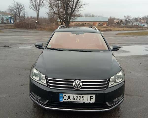 Чорний Фольксваген Пассат, об'ємом двигуна 2 л та пробігом 270 тис. км за 12000 $, фото 1 на Automoto.ua
