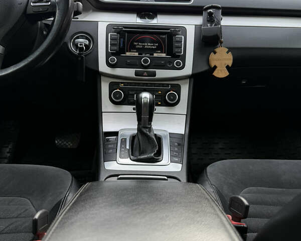 Чорний Фольксваген Пассат, об'ємом двигуна 1.97 л та пробігом 312 тис. км за 9999 $, фото 104 на Automoto.ua