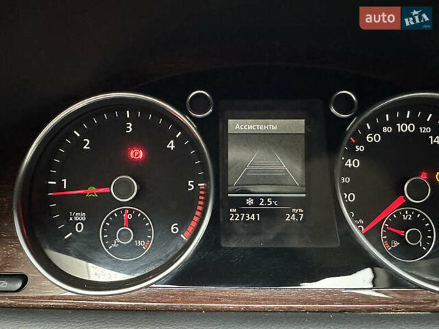 Черный Фольксваген Пассат, объемом двигателя 2 л и пробегом 227 тыс. км за 13500 $, фото 67 на Automoto.ua