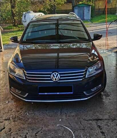 Черный Фольксваген Пассат, объемом двигателя 1.97 л и пробегом 295 тыс. км за 10000 $, фото 4 на Automoto.ua