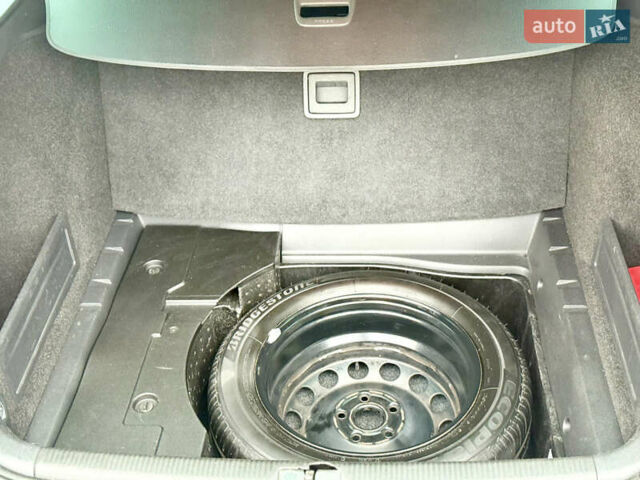 Черный Фольксваген Пассат, объемом двигателя 2 л и пробегом 263 тыс. км за 10499 $, фото 52 на Automoto.ua