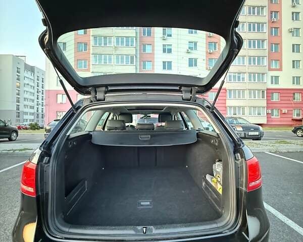 Черный Фольксваген Пассат, объемом двигателя 1.8 л и пробегом 240 тыс. км за 9499 $, фото 6 на Automoto.ua