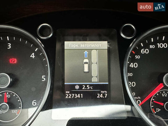Черный Фольксваген Пассат, объемом двигателя 2 л и пробегом 227 тыс. км за 13500 $, фото 73 на Automoto.ua