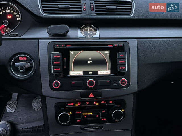 Черный Фольксваген Пассат, объемом двигателя 1.6 л и пробегом 350 тыс. км за 9350 $, фото 9 на Automoto.ua