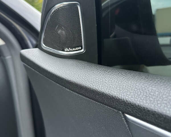 Черный Фольксваген Пассат, объемом двигателя 1.97 л и пробегом 257 тыс. км за 12300 $, фото 11 на Automoto.ua