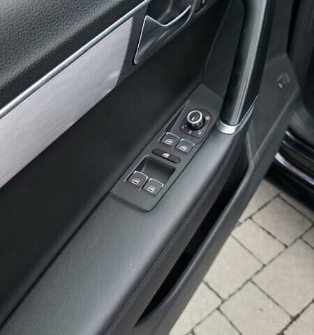 Черный Фольксваген Пассат, объемом двигателя 2 л и пробегом 285 тыс. км за 11999 $, фото 43 на Automoto.ua