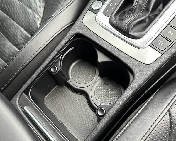 Черный Фольксваген Пассат, объемом двигателя 2 л и пробегом 227 тыс. км за 13500 $, фото 42 на Automoto.ua