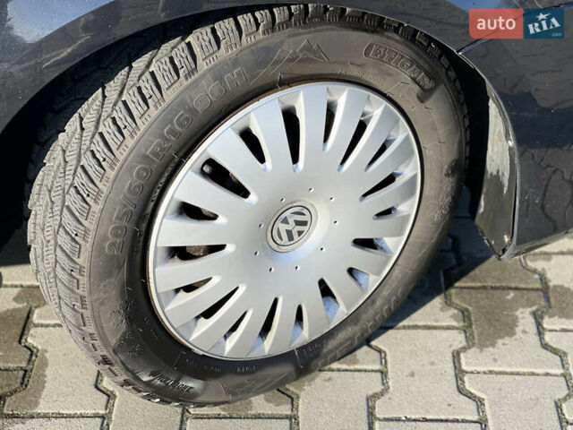 Черный Фольксваген Пассат, объемом двигателя 1.98 л и пробегом 303 тыс. км за 9300 $, фото 15 на Automoto.ua