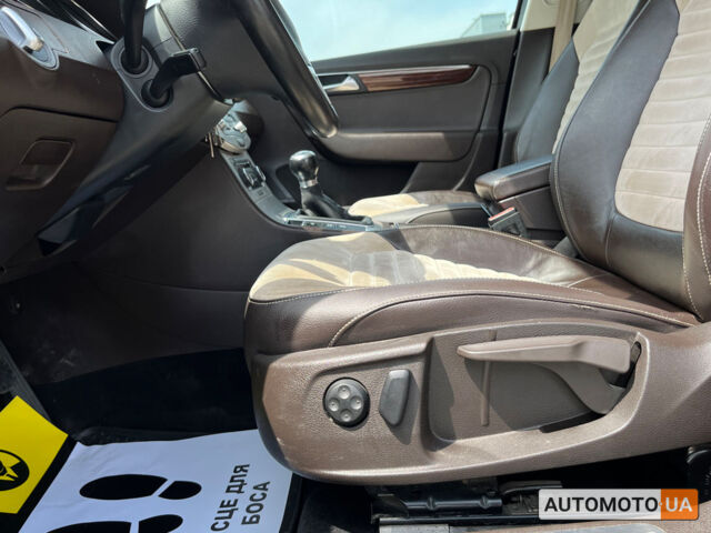 Черный Фольксваген Пассат, объемом двигателя 1.6 л и пробегом 138 тыс. км за 9500 $, фото 11 на Automoto.ua