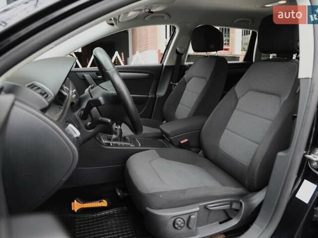 Чорний Фольксваген Пассат, об'ємом двигуна 1.6 л та пробігом 258 тис. км за 8300 $, фото 6 на Automoto.ua