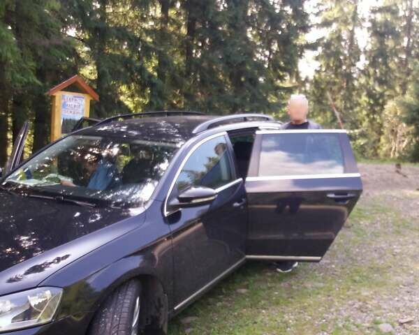 Черный Фольксваген Пассат, объемом двигателя 1.39 л и пробегом 309 тыс. км за 7555 $, фото 5 на Automoto.ua
