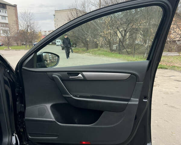 Чорний Фольксваген Пассат, об'ємом двигуна 1.97 л та пробігом 282 тис. км за 10799 $, фото 37 на Automoto.ua