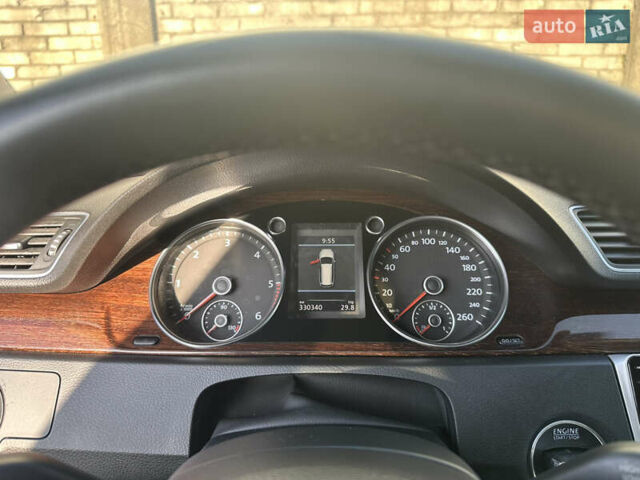 Чорний Фольксваген Пассат, об'ємом двигуна 1.97 л та пробігом 328 тис. км за 9900 $, фото 10 на Automoto.ua