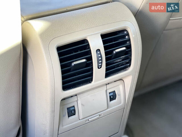 Черный Фольксваген Пассат, объемом двигателя 1.98 л и пробегом 303 тыс. км за 9300 $, фото 42 на Automoto.ua