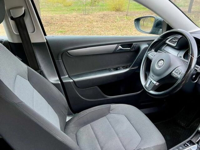 Черный Фольксваген Пассат, объемом двигателя 1.4 л и пробегом 212 тыс. км за 8100 $, фото 5 на Automoto.ua