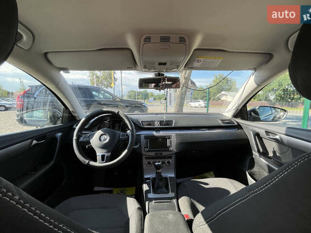 Черный Фольксваген Пассат, объемом двигателя 1.97 л и пробегом 130 тыс. км за 10000 $, фото 22 на Automoto.ua