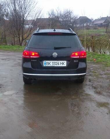 Черный Фольксваген Пассат, объемом двигателя 2 л и пробегом 380 тыс. км за 11200 $, фото 6 на Automoto.ua