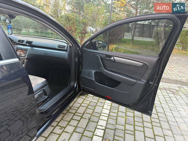 Черный Фольксваген Пассат, объемом двигателя 1.6 л и пробегом 235 тыс. км за 11000 $, фото 13 на Automoto.ua