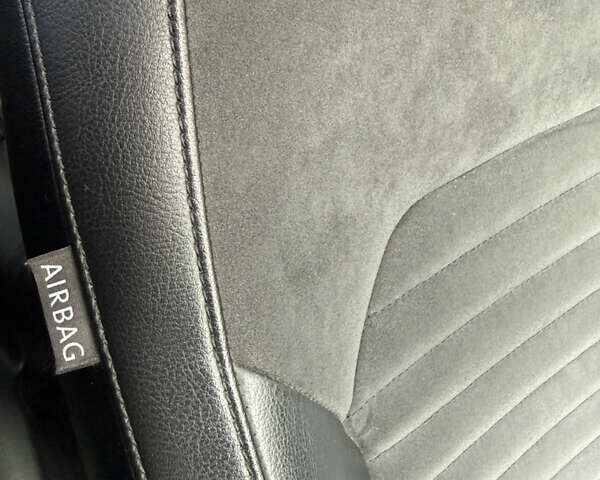 Чорний Фольксваген Пассат, об'ємом двигуна 1.97 л та пробігом 312 тис. км за 9999 $, фото 88 на Automoto.ua