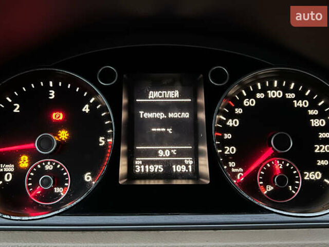 Чорний Фольксваген Пассат, об'ємом двигуна 1.6 л та пробігом 311 тис. км за 8200 $, фото 11 на Automoto.ua