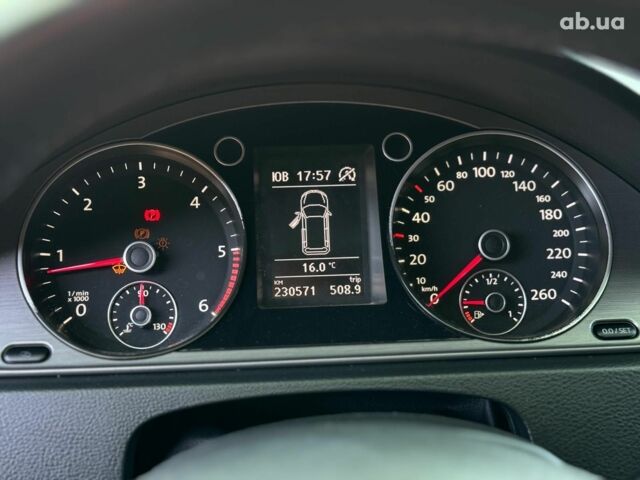 Черный Фольксваген Пассат, объемом двигателя 1.6 л и пробегом 230 тыс. км за 11890 $, фото 22 на Automoto.ua