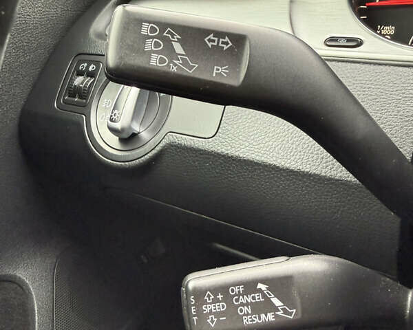 Чорний Фольксваген Пассат, об'ємом двигуна 1.97 л та пробігом 312 тис. км за 9999 $, фото 51 на Automoto.ua