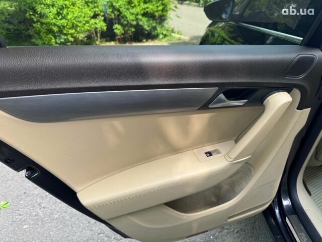 Черный Фольксваген Пассат, объемом двигателя 1.4 л и пробегом 350 тыс. км за 8490 $, фото 17 на Automoto.ua