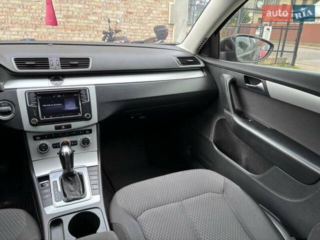 Черный Фольксваген Пассат, объемом двигателя 2 л и пробегом 298 тыс. км за 10299 $, фото 17 на Automoto.ua