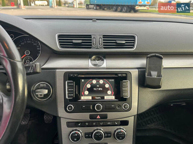 Черный Фольксваген Пассат, объемом двигателя 2 л и пробегом 359 тыс. км за 10700 $, фото 8 на Automoto.ua