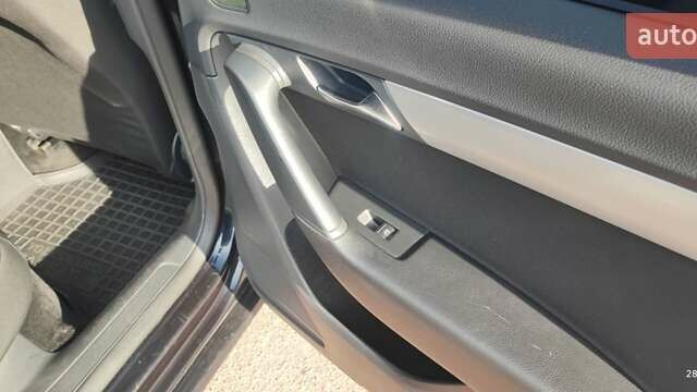 Чорний Фольксваген Пассат, об'ємом двигуна 1.6 л та пробігом 325 тис. км за 9100 $, фото 28 на Automoto.ua