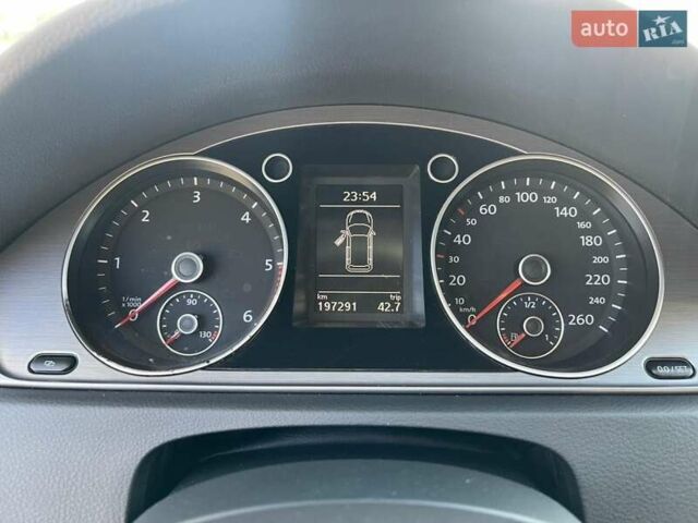 Черный Фольксваген Пассат, объемом двигателя 0 л и пробегом 197 тыс. км за 10700 $, фото 11 на Automoto.ua