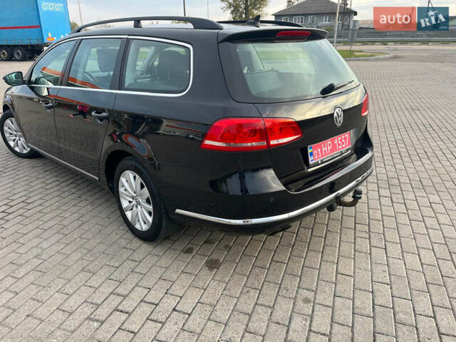 Чорний Фольксваген Пассат, об'ємом двигуна 2 л та пробігом 245 тис. км за 10600 $, фото 4 на Automoto.ua