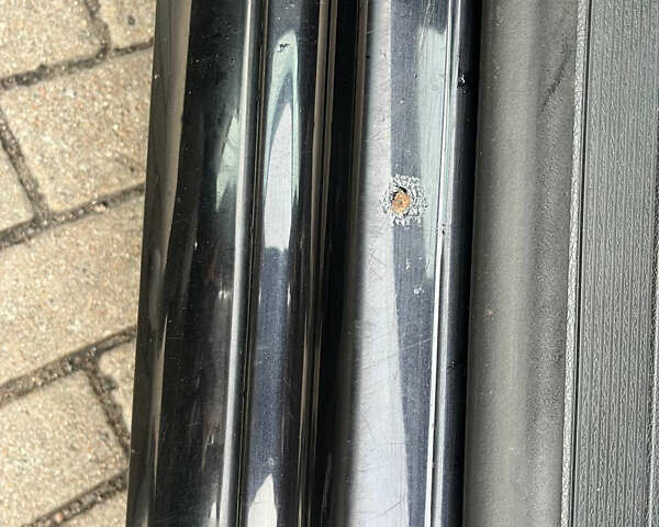 Чорний Фольксваген Пассат, об'ємом двигуна 2 л та пробігом 245 тис. км за 10600 $, фото 17 на Automoto.ua