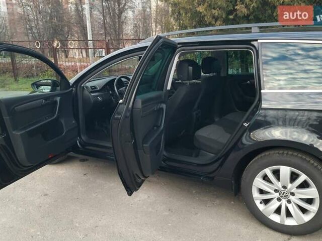 Черный Фольксваген Пассат, объемом двигателя 1.8 л и пробегом 165 тыс. км за 10799 $, фото 22 на Automoto.ua